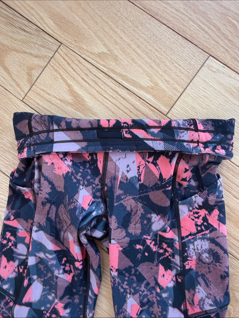 Lululemon Fast & Free 7/8 Tight II 25" - Picture 8 of 10